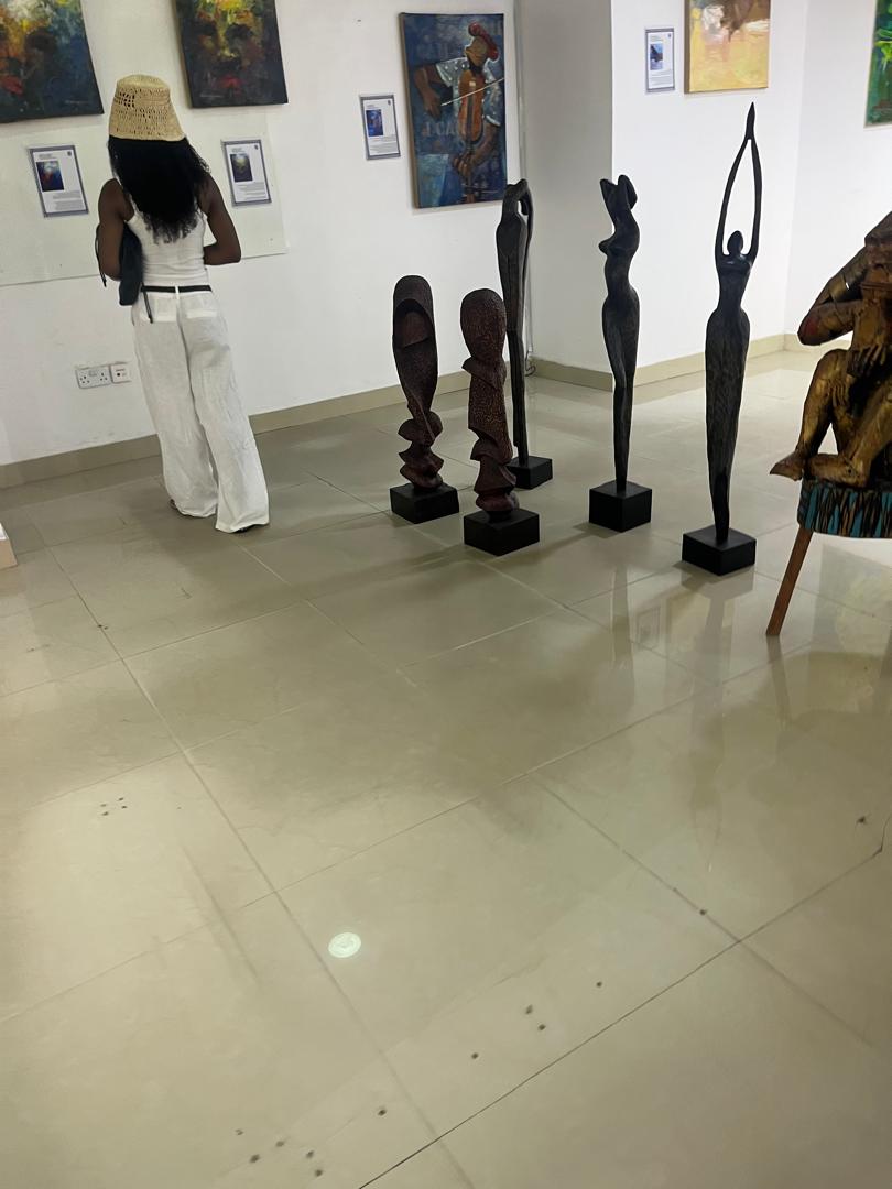 Home ToshoArtGallery